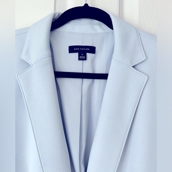 Ann Taylor Blazer/Jacket size 12 Light Blue - Picture 2 of 5
